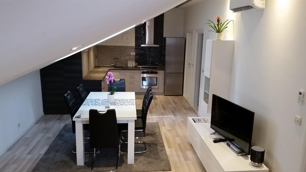 Apartments Sanja Trogir Exterior photo